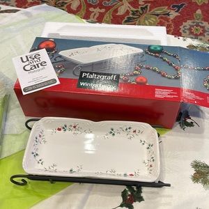 Pfaltzgraff Sled Tray Server-Winter berry serving tray, lunch Buffett, display